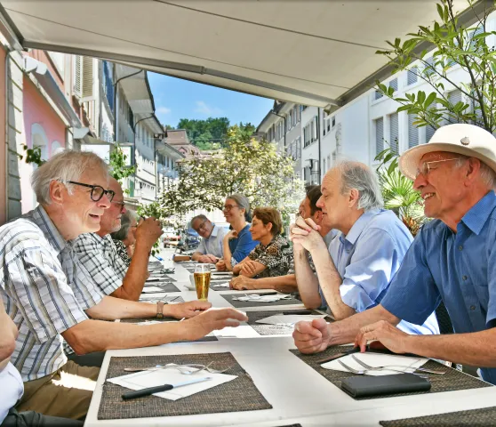 Mittagessen im Roten Haus, Brugg (Foto: Markus Pl&uuml;ss)