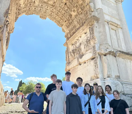 Rom Titusbogen Konf (Foto: Roland Diethelm) Rom Titusbogen Konf (Foto: Roland Diethelm)